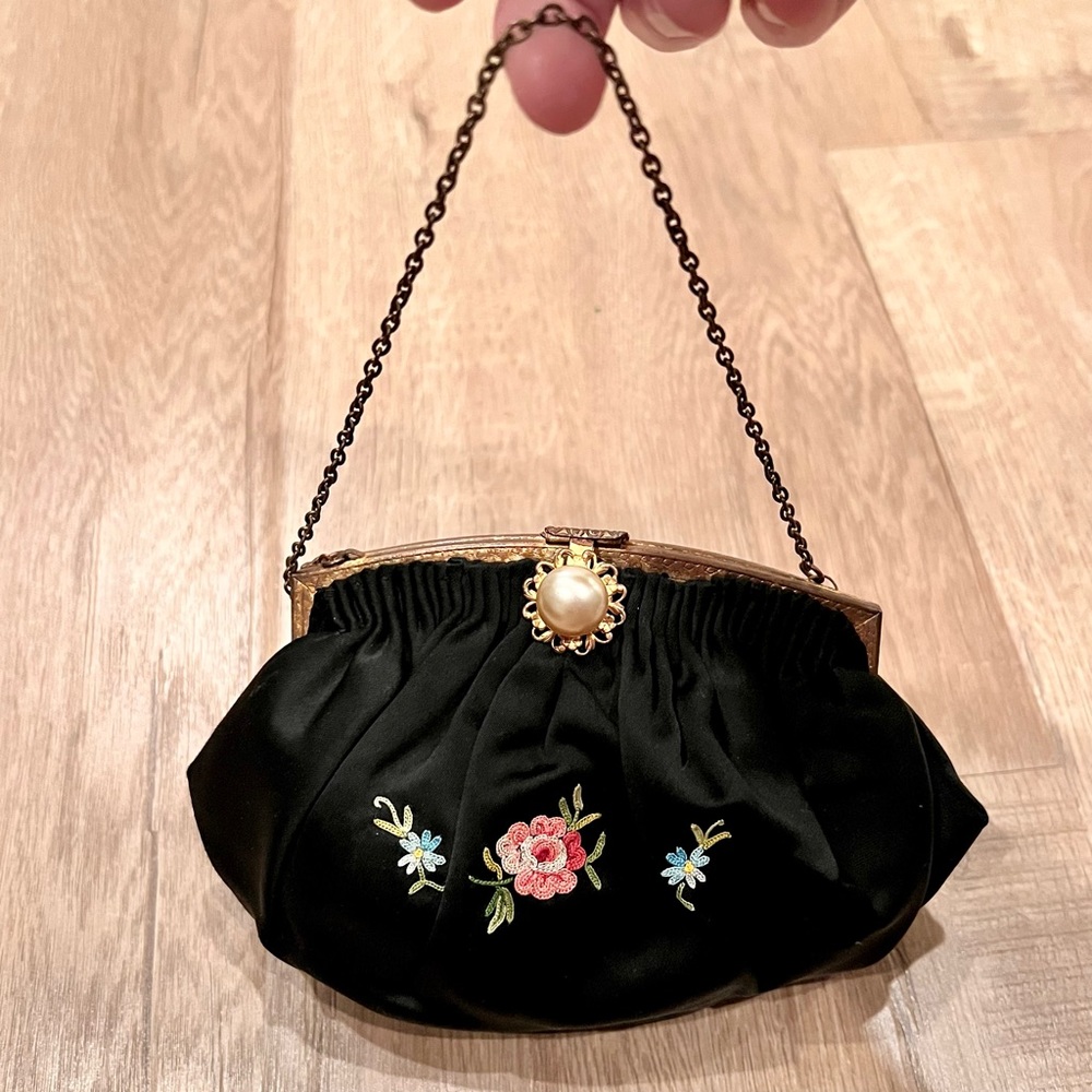 French Black Silk Embroidered with Pearl‎ Buckle Evening Handbag Purse Vintage
